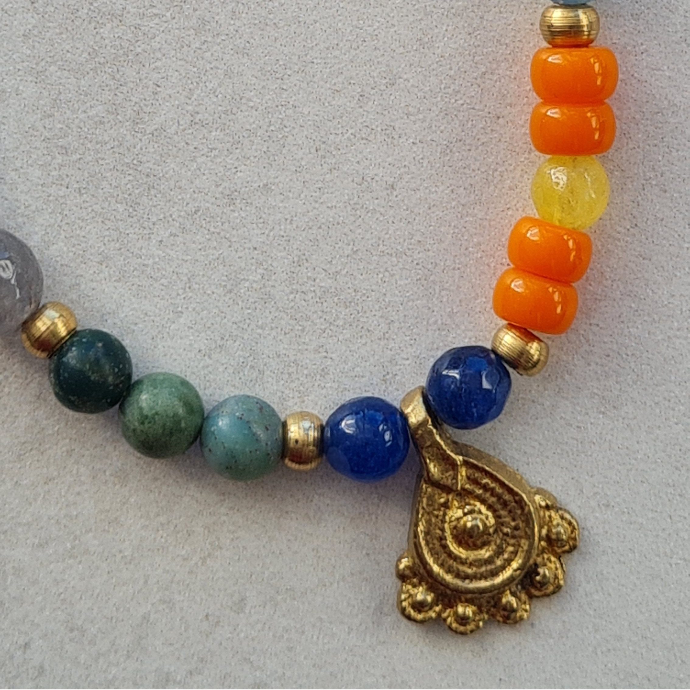 Collar Nepal Ritual Mostaza